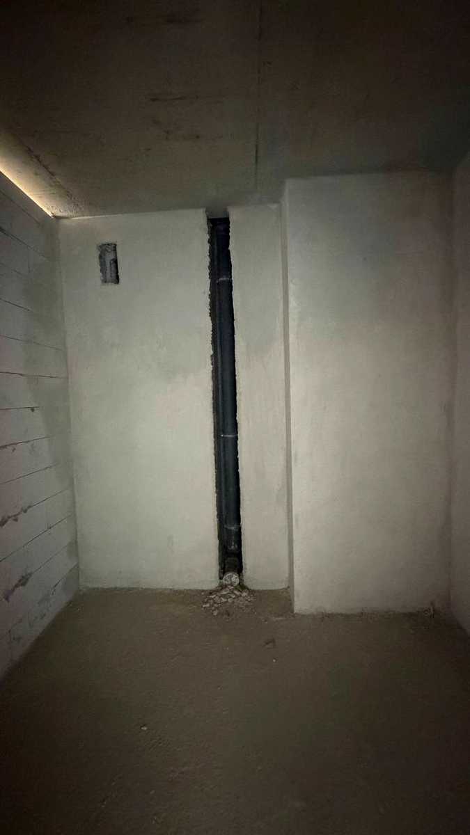 1875853714082121