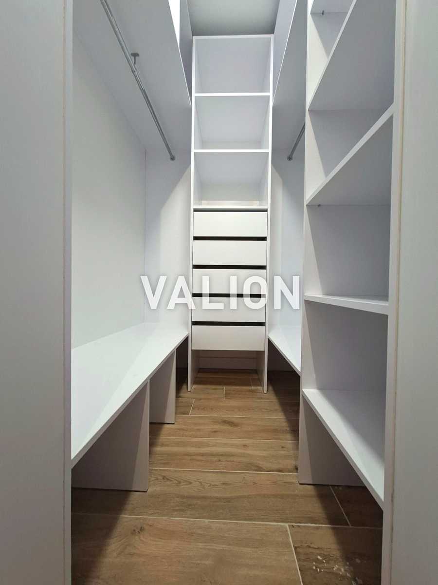 1875854758835819