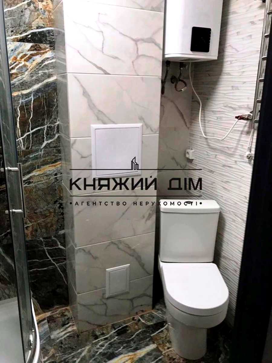 1875856547204659