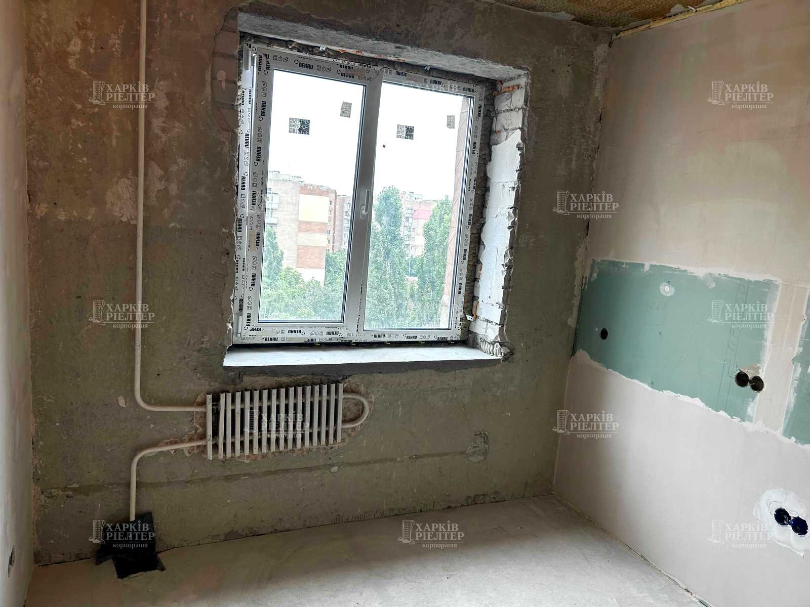 1875856581575430