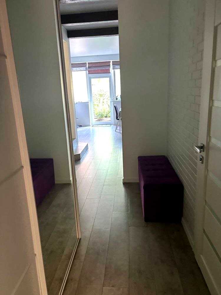 1875856606652072