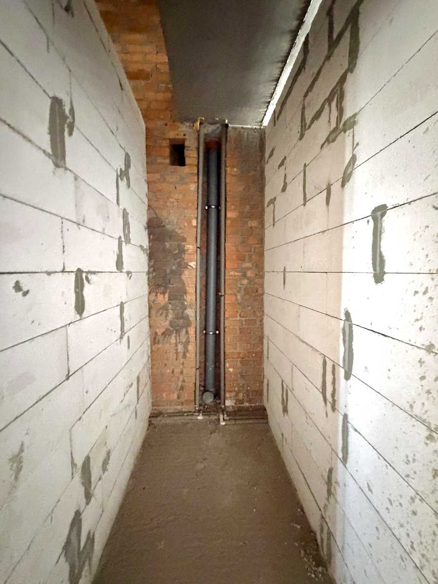 1875856901010741
