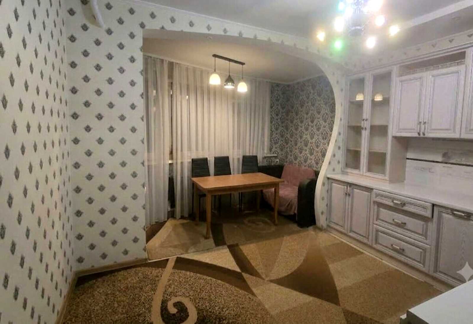1875857805457203