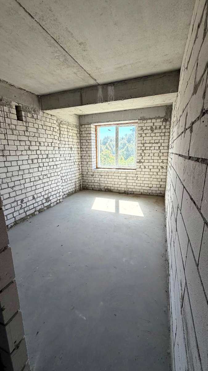 1875857954951998