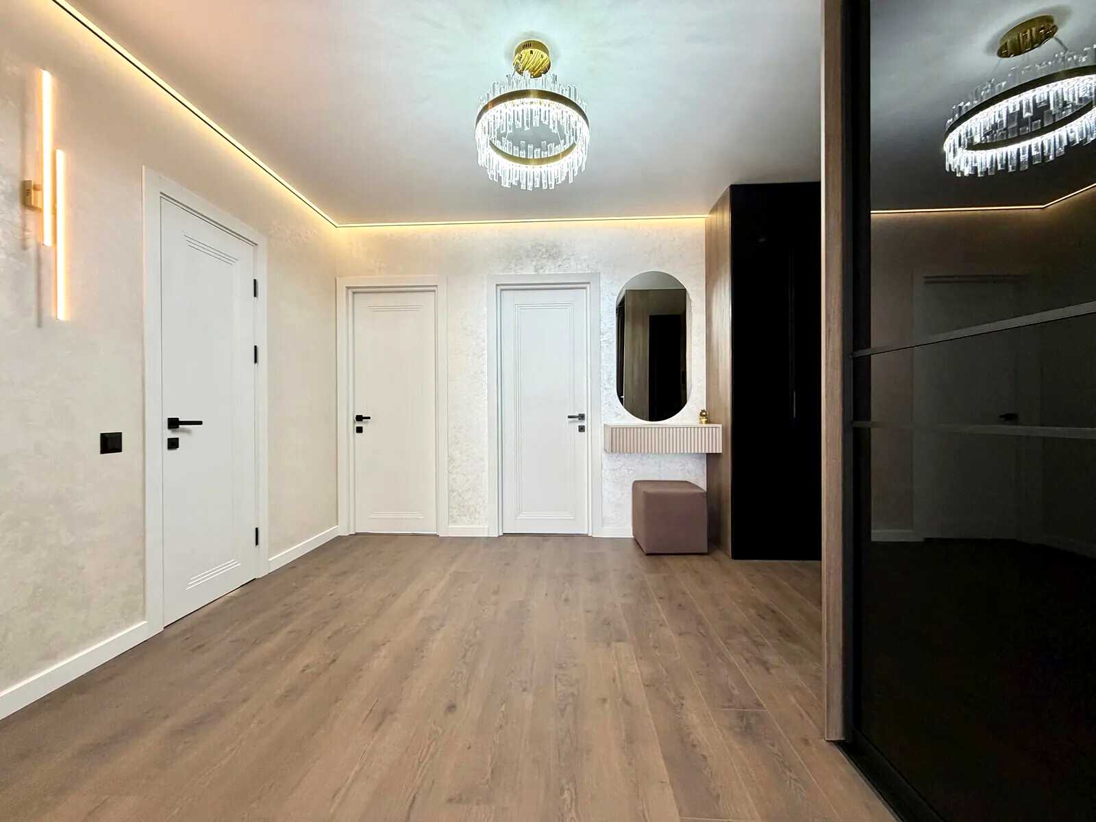 1875857969370754