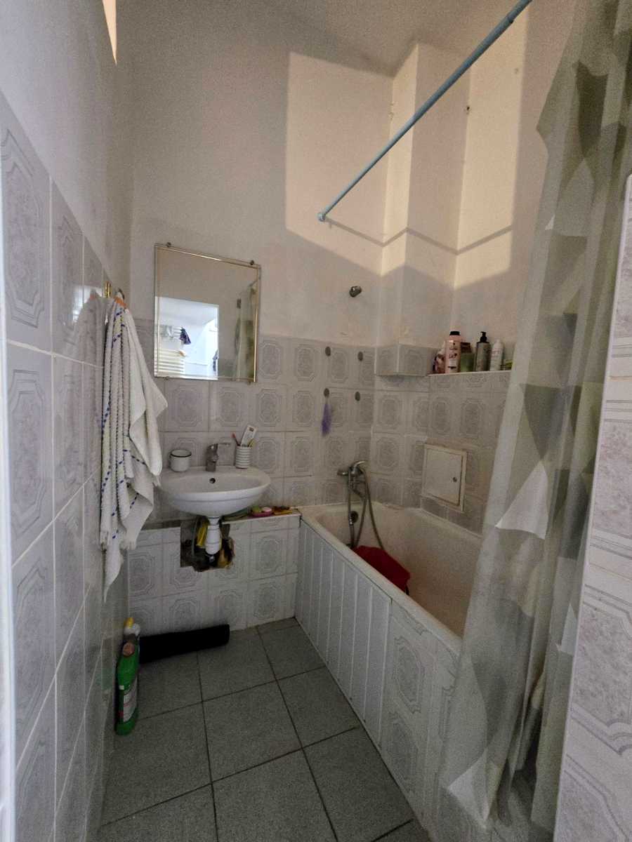 1875860084377584