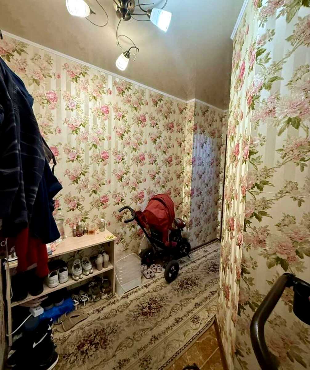 1875860909409153