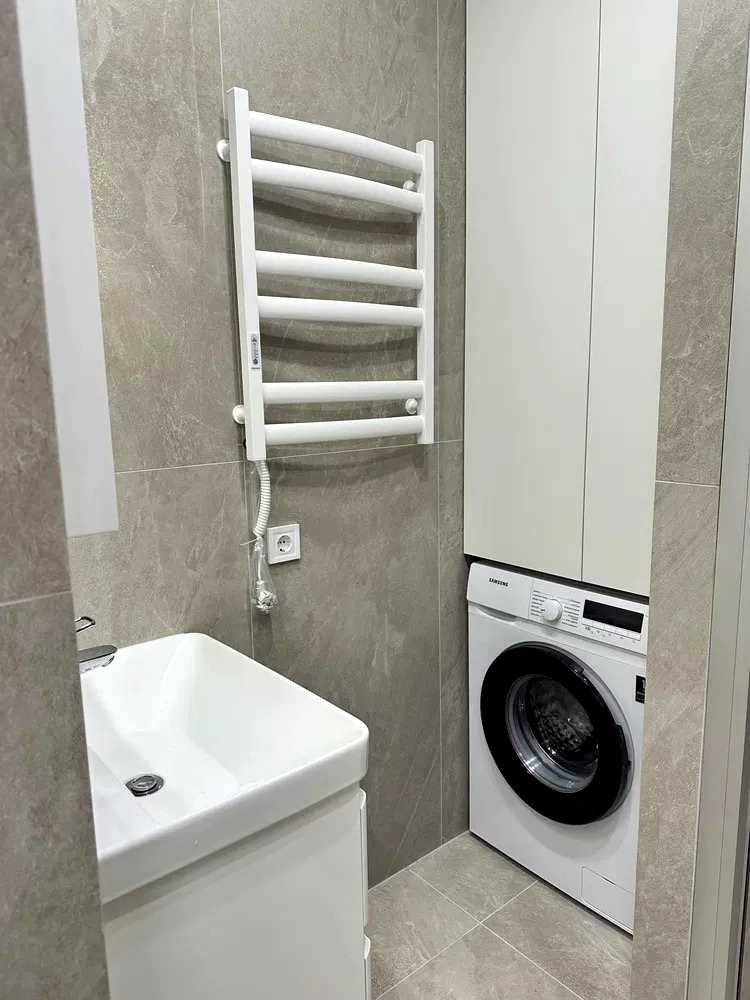 1875862260590876