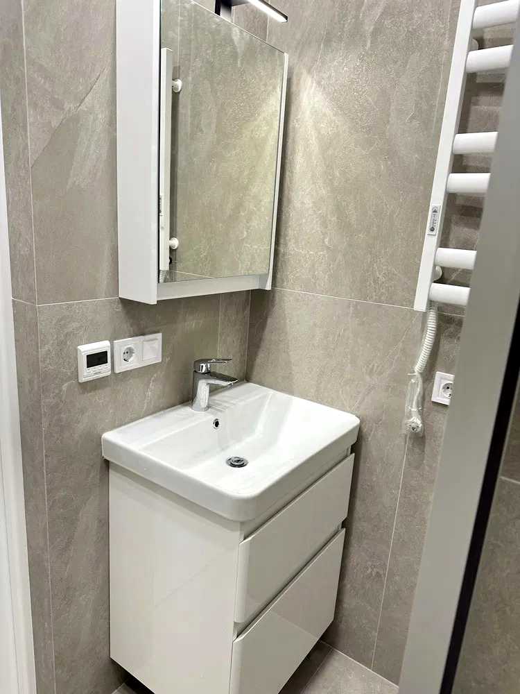 1875862260796589