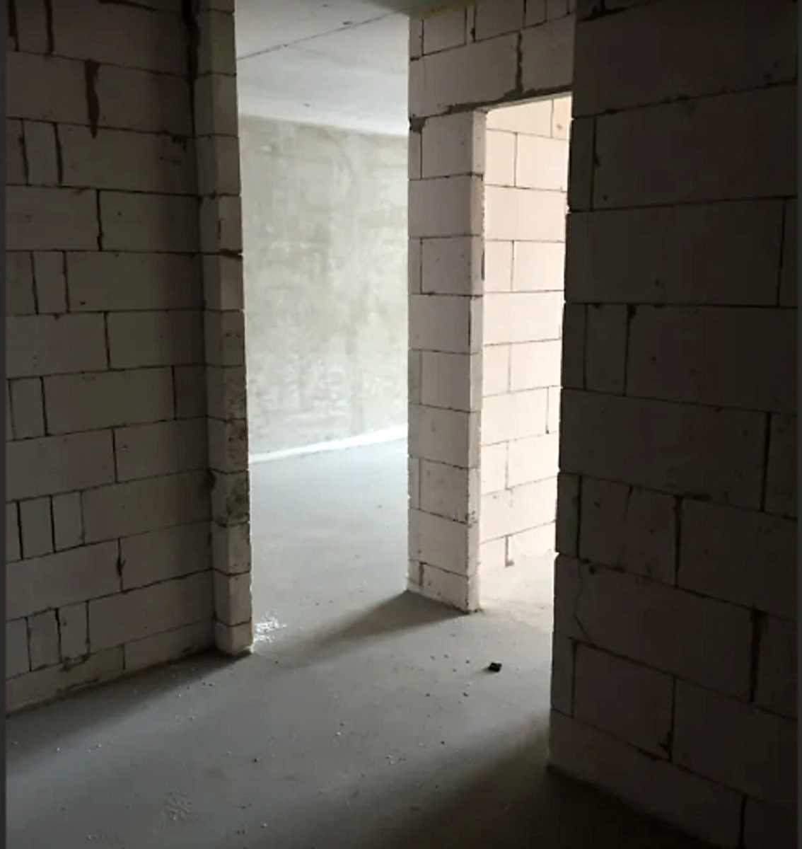 1875862605385547