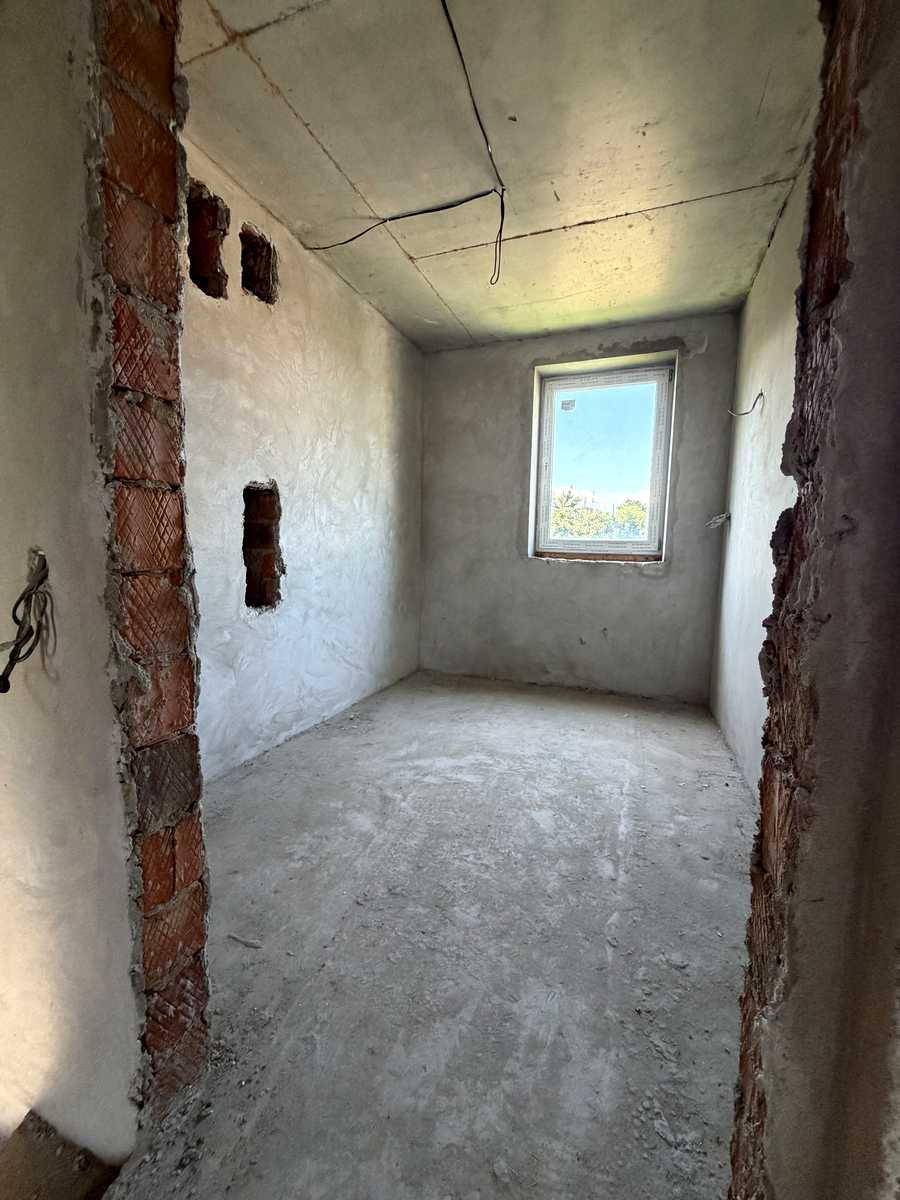 1875863348718615