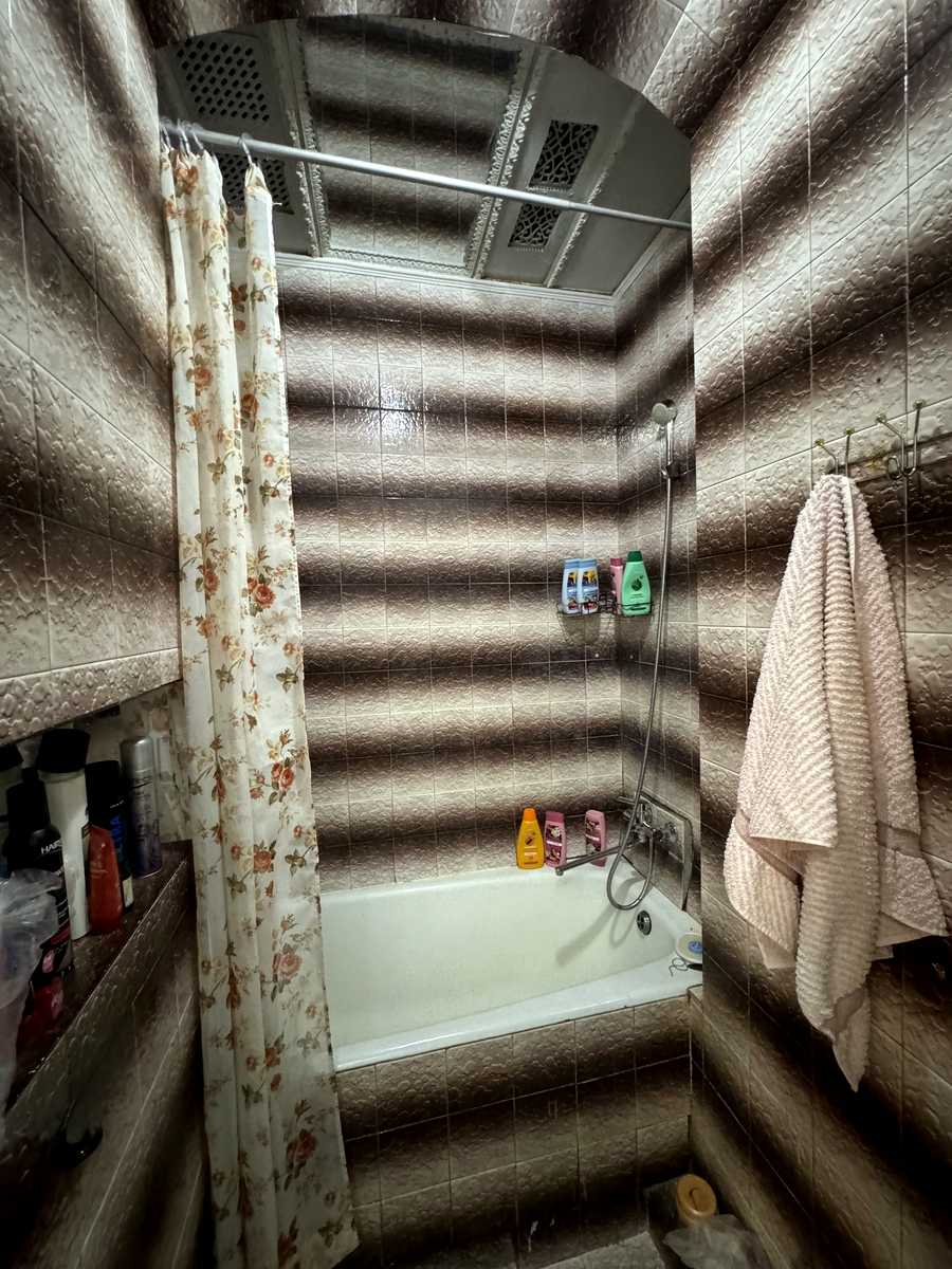 1875863433801587