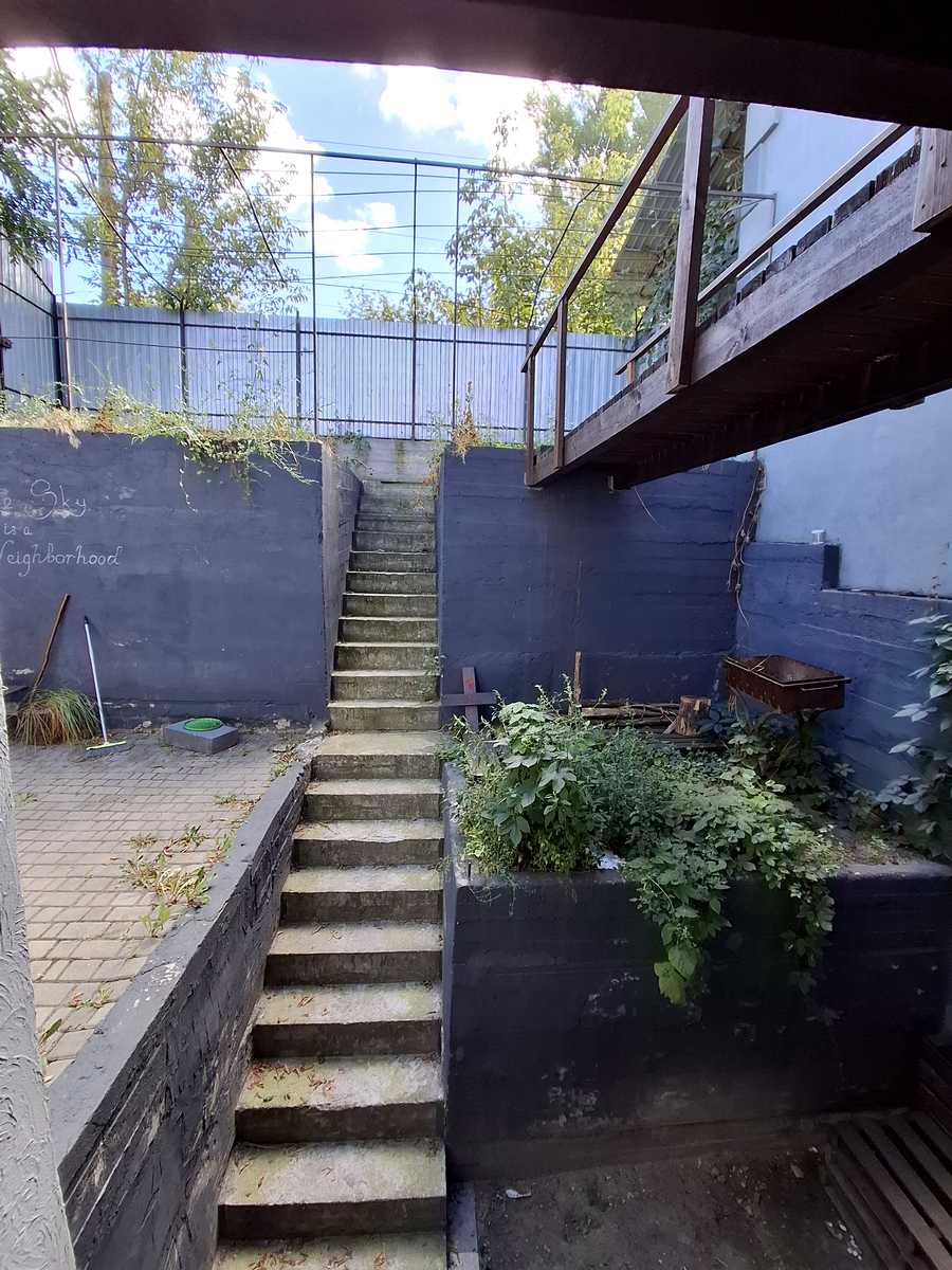 1875864122133052