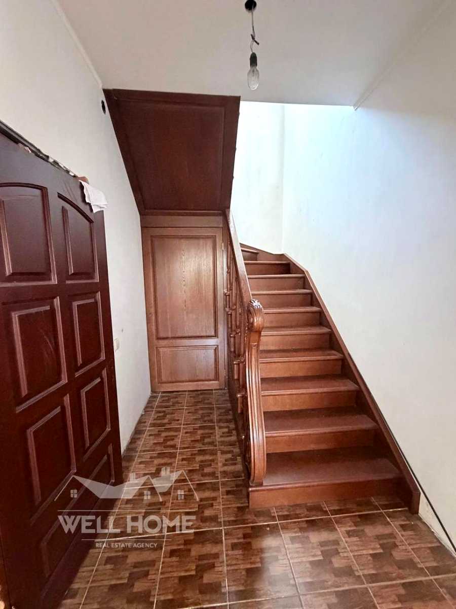 1875865477112172