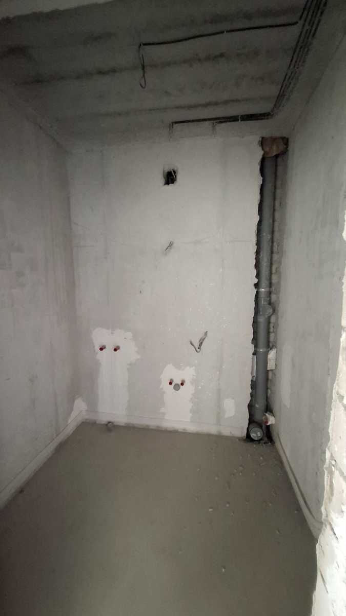 1875865893505471