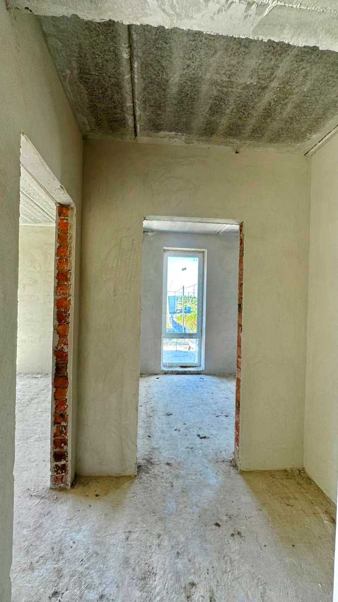 1875866294619537