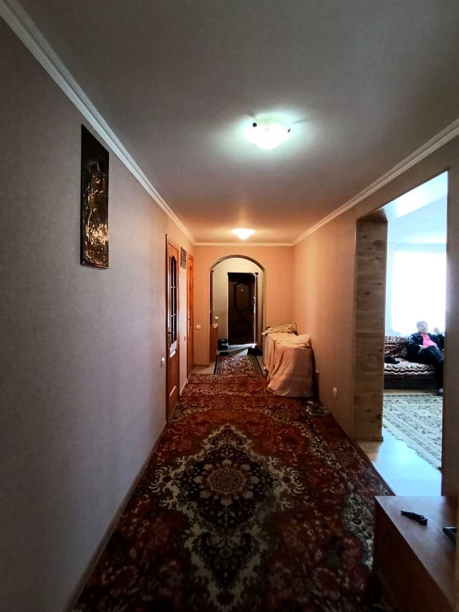 1875868401241860