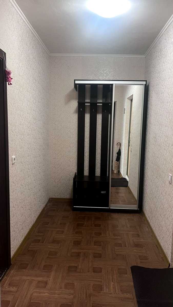 1875869753941566