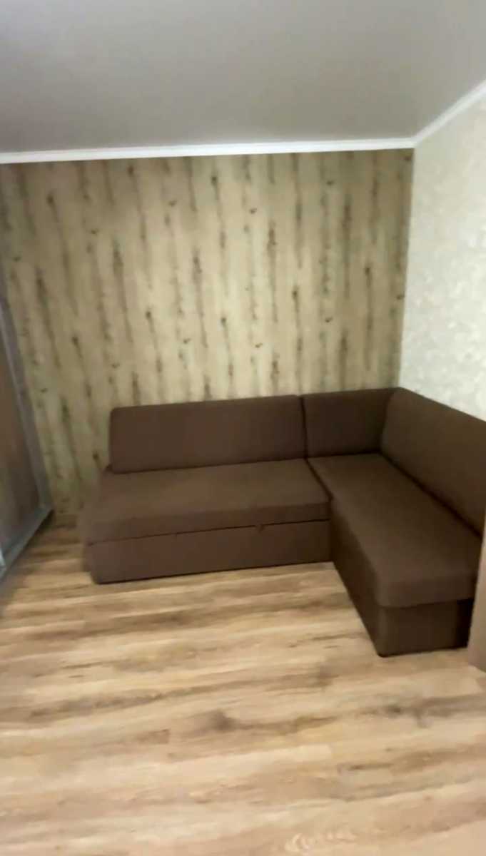 1875871131662346