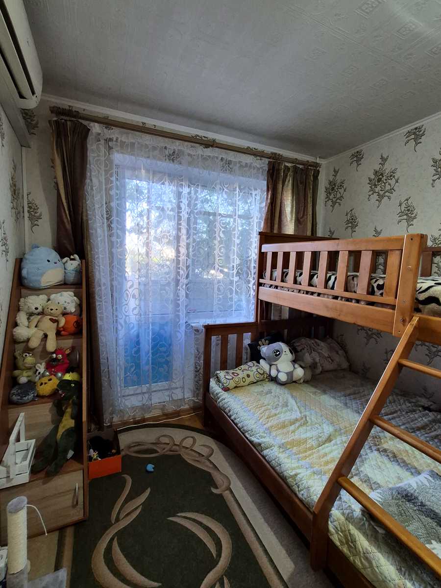 1875873580835542