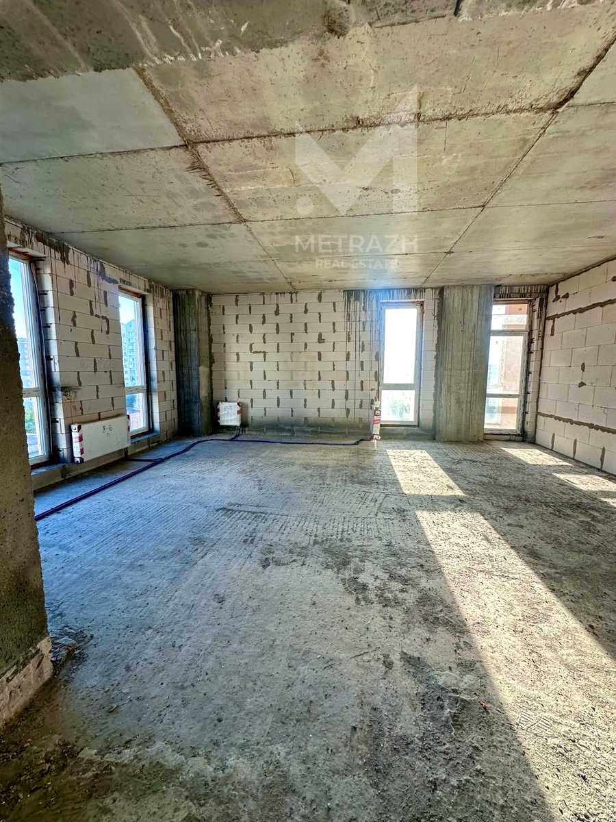 1875878871579988
