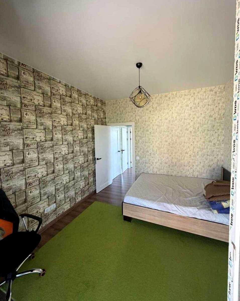 1875879719245597