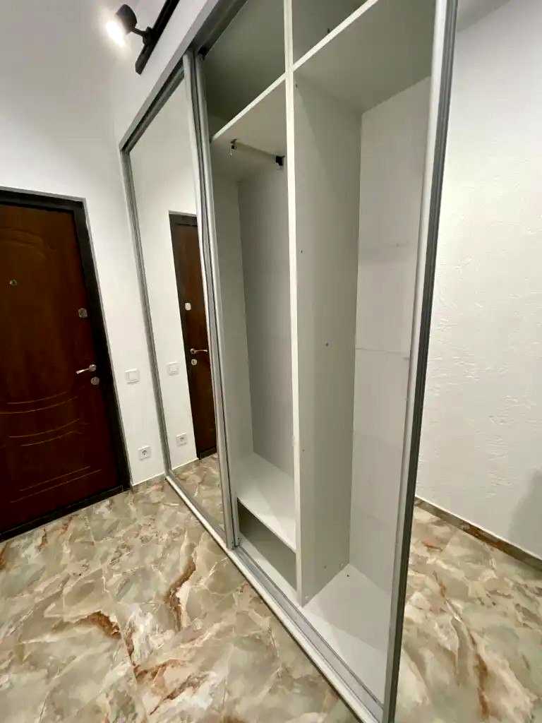 1875879797875268