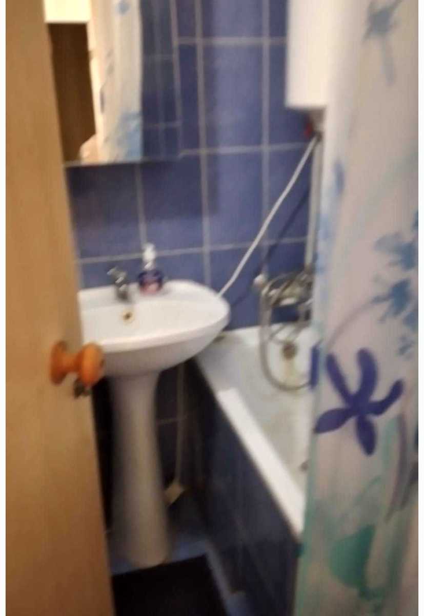 1875880435312322