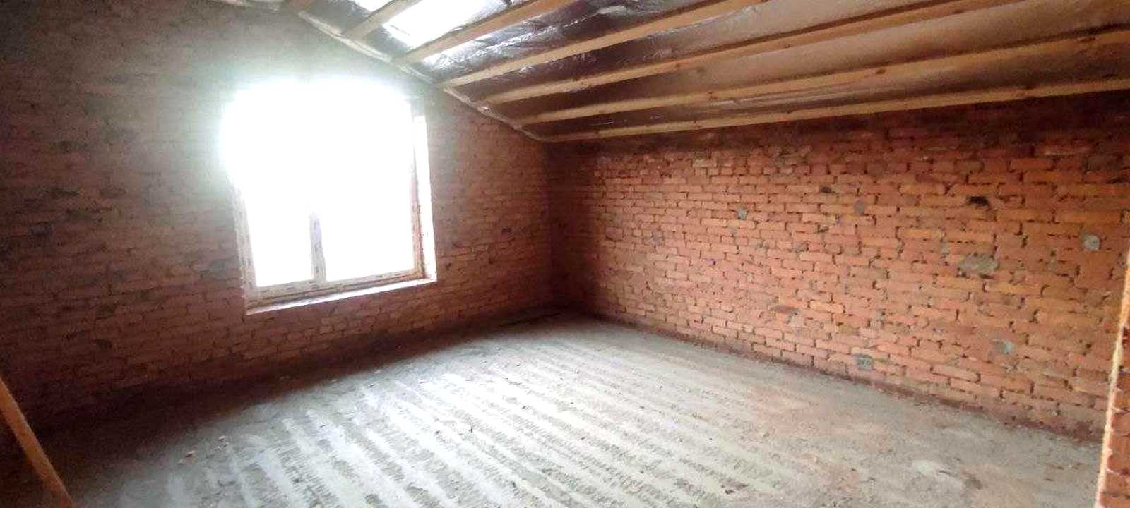 1875880556767767
