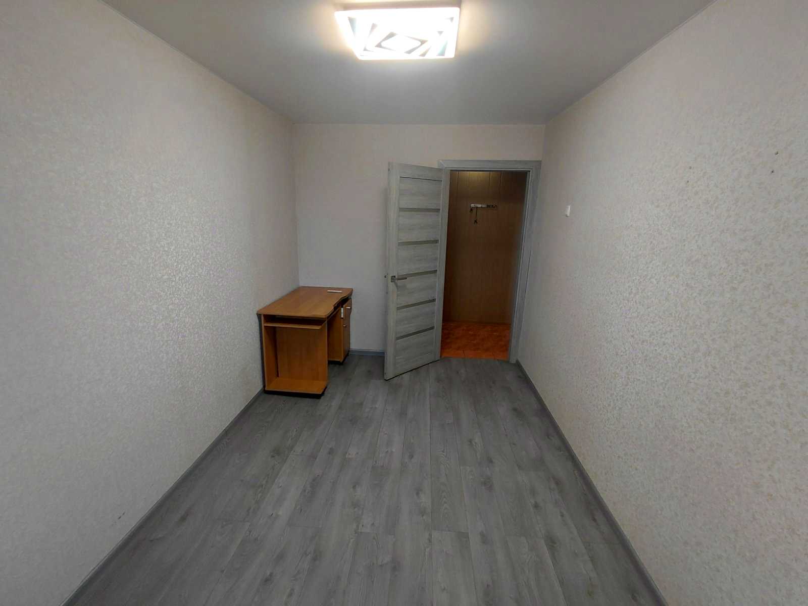 1875881042088179