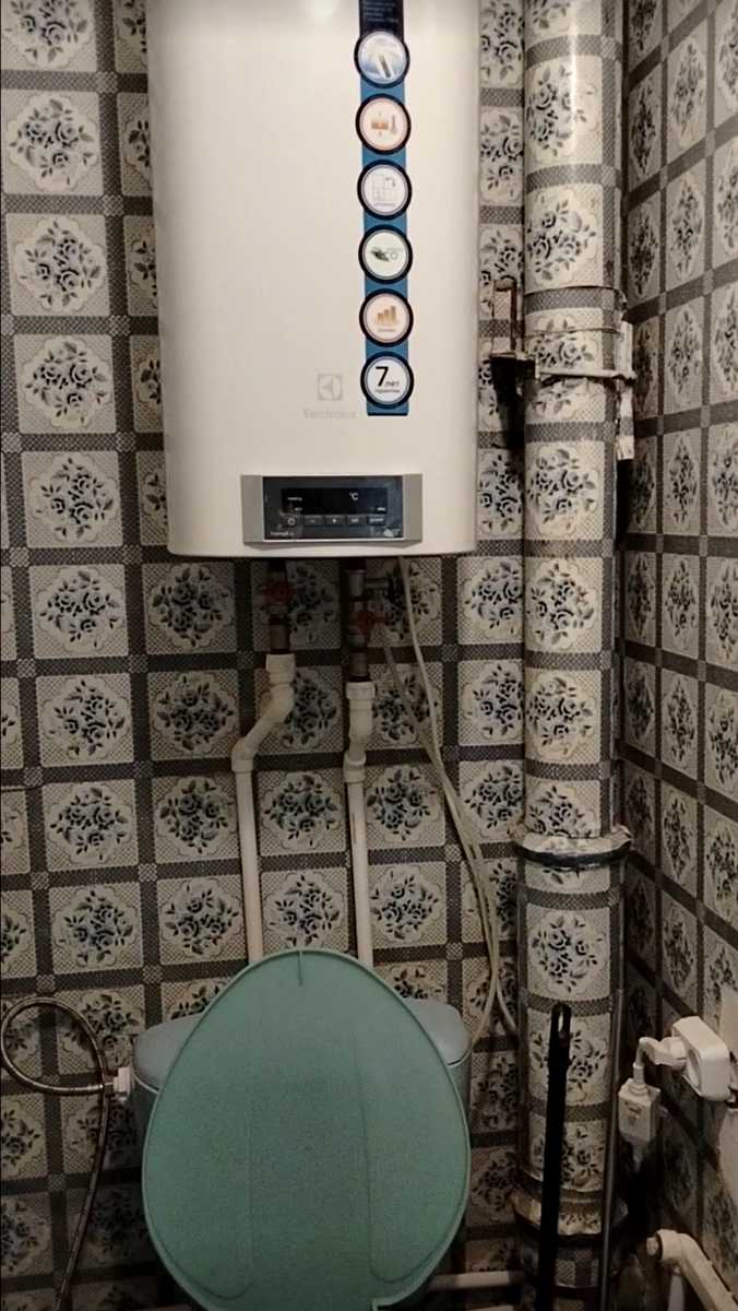 1875881721944345