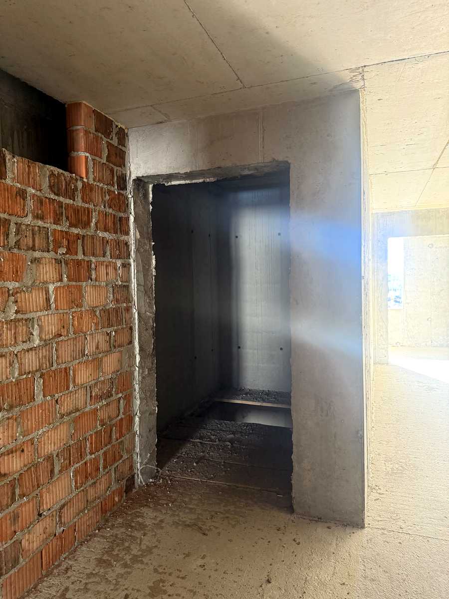 1875882121014819