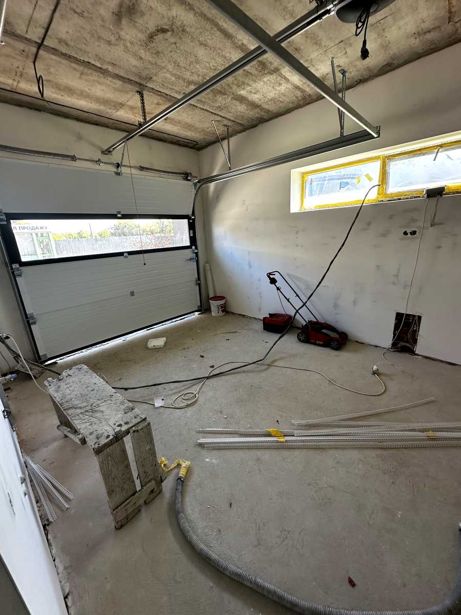 1875885069711209