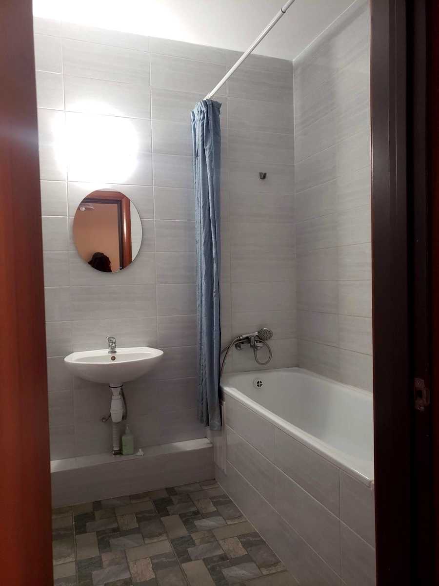 1875886807273751
