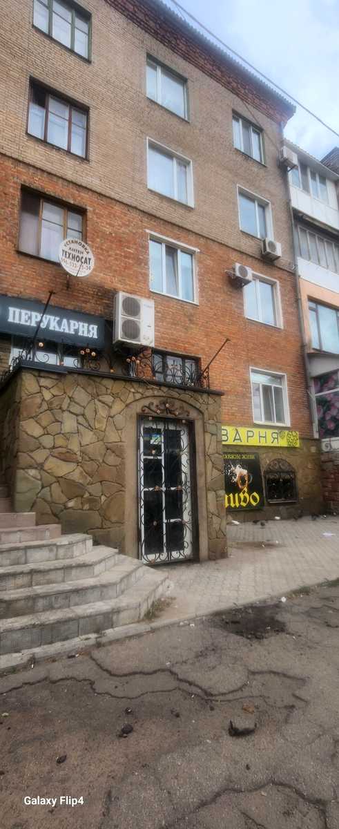 1875892459335547