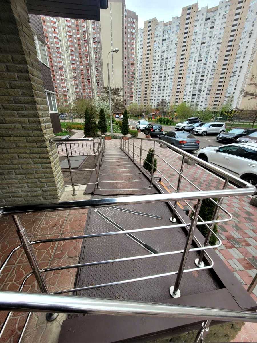 1875910365908090