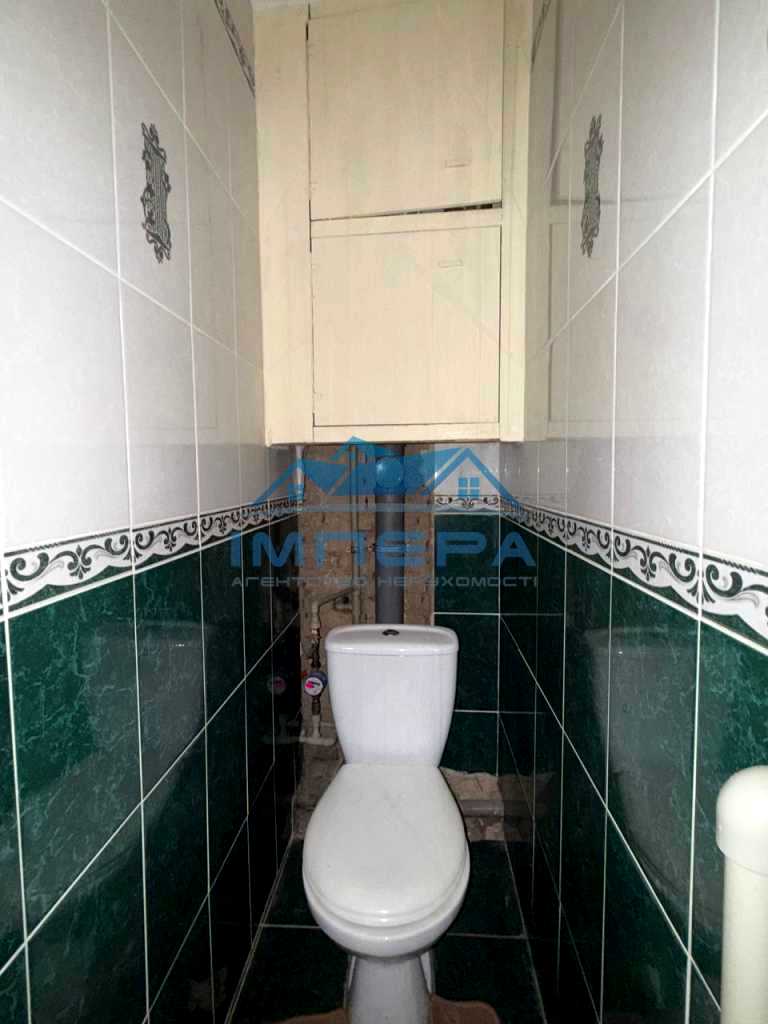 1875925878142366