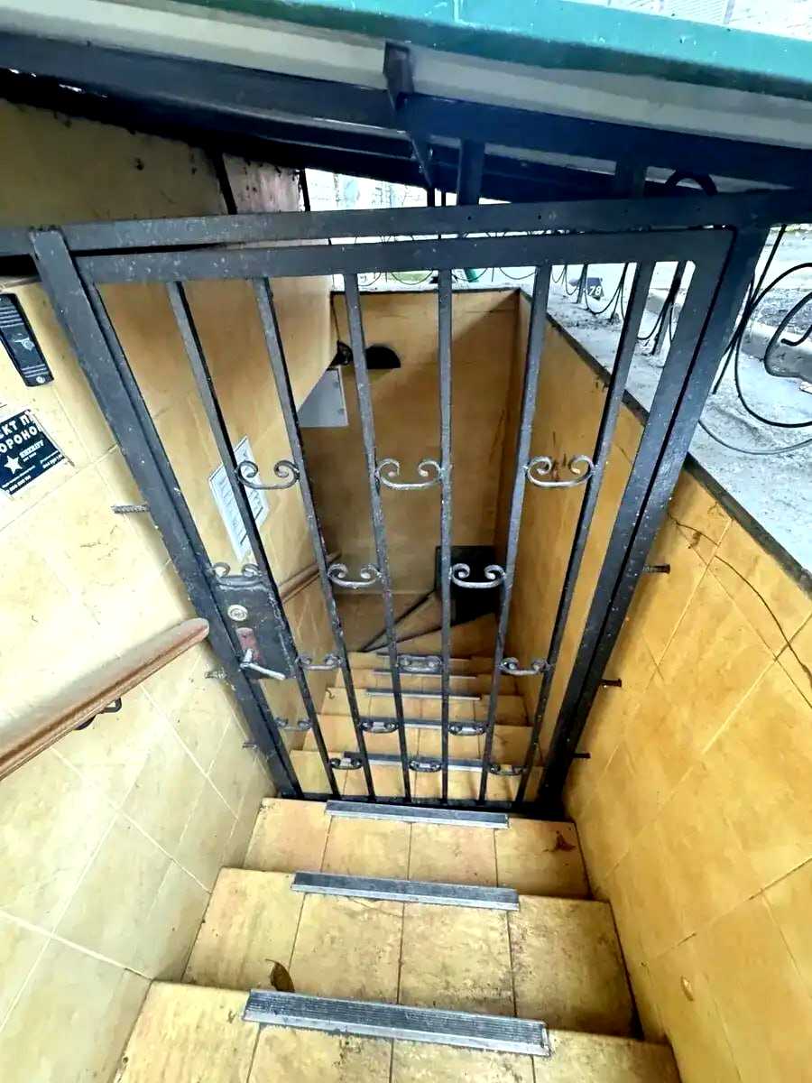 1875927745808039