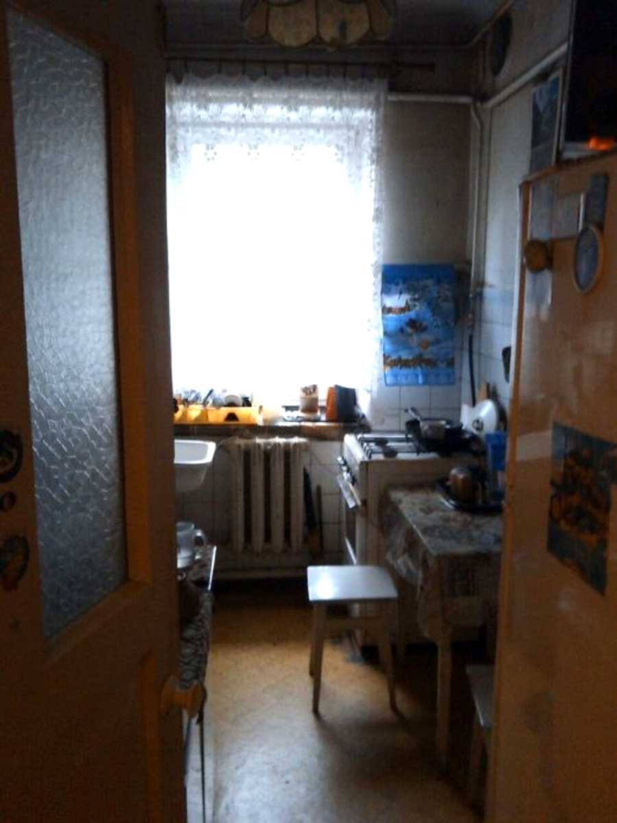 1875928051403750