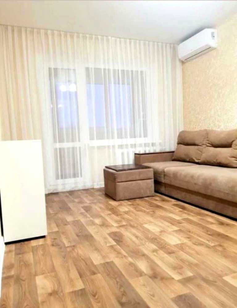 1875929737973938
