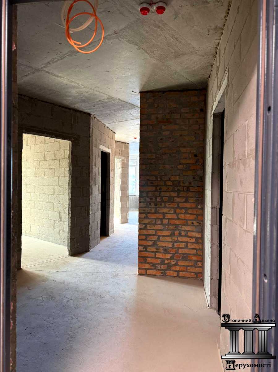 1875929825779569