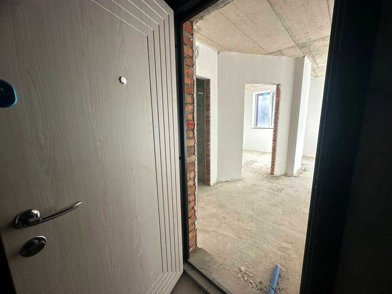 1875929948601692