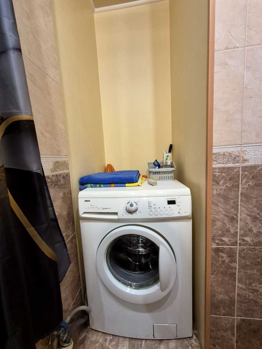 1875931710698294