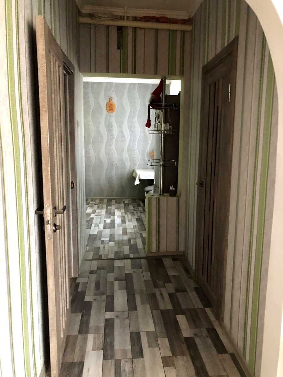 1875933032436153