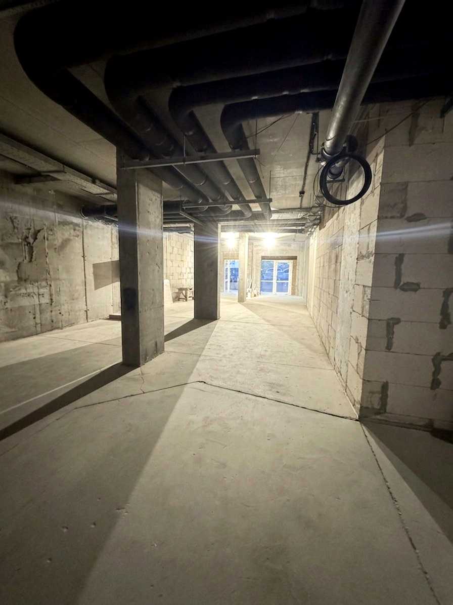 1875933272350589