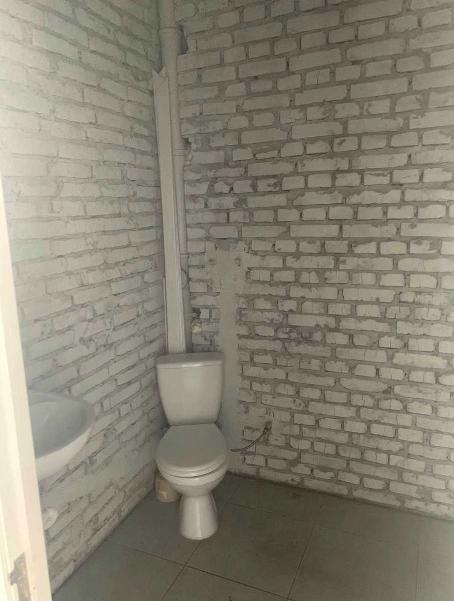 1875934433684373