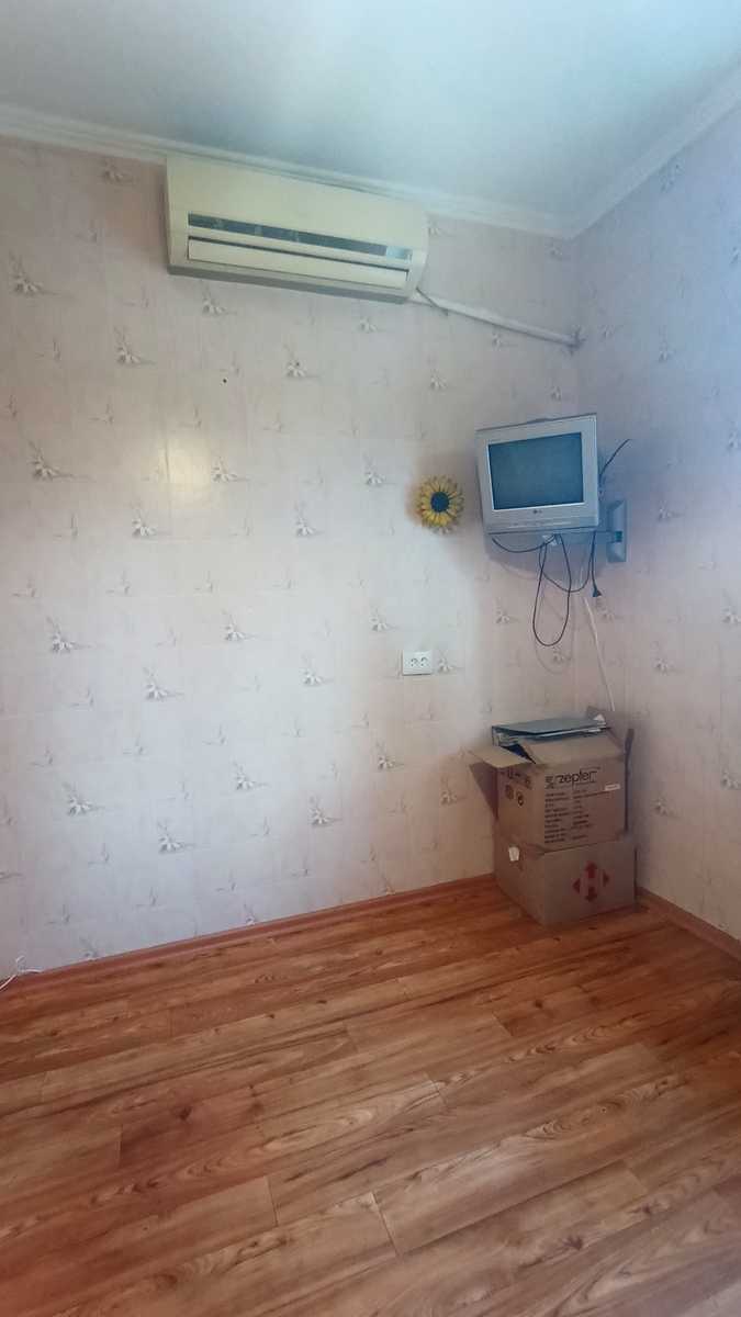1875935012223299