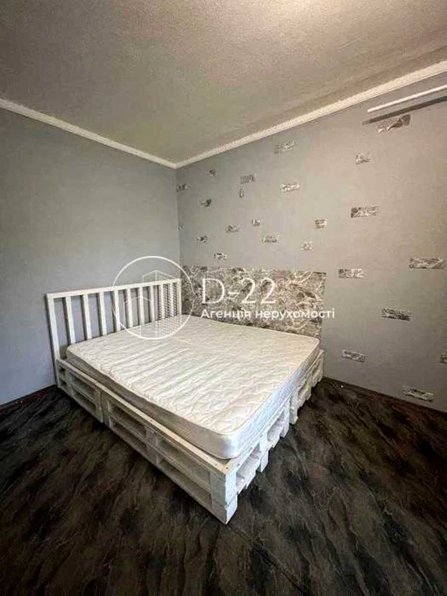 1875935158368143