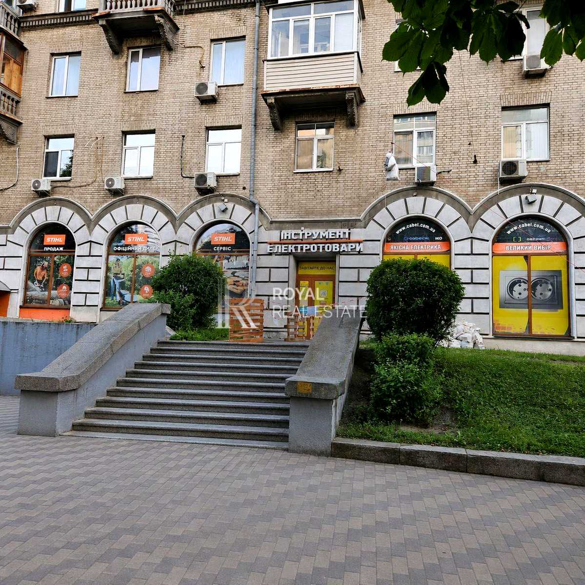 1875935634750885