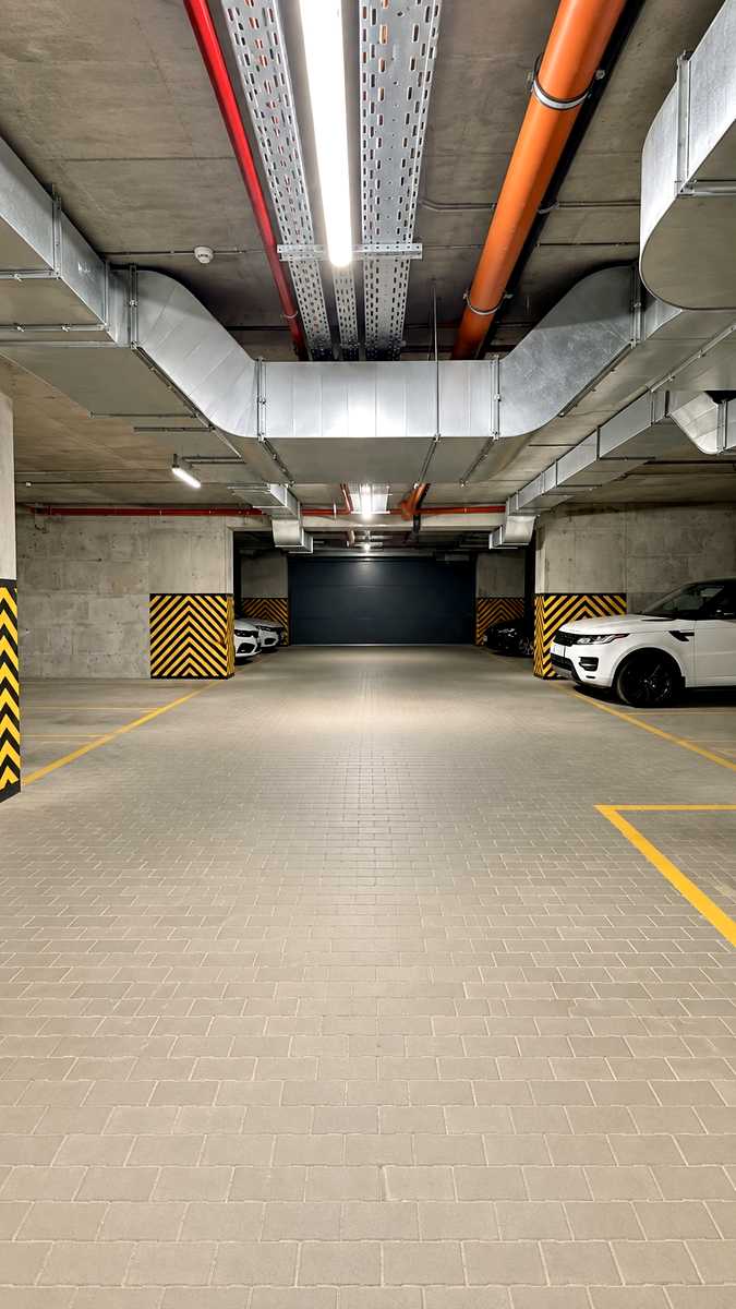 1875935974573531
